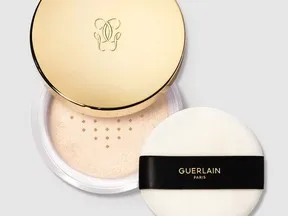 GUERLAIN Parure Gold Skin Diamond Micro-Powder.