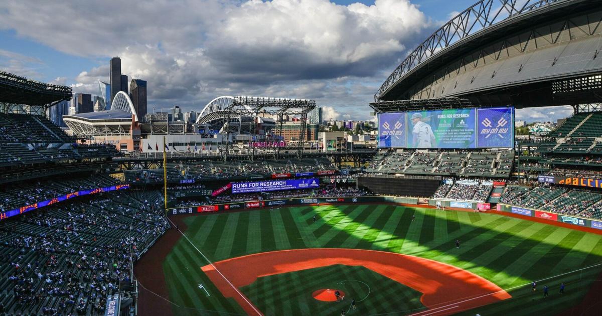 Mariners don’t play Macklemore song after rapper’s controversial remarks