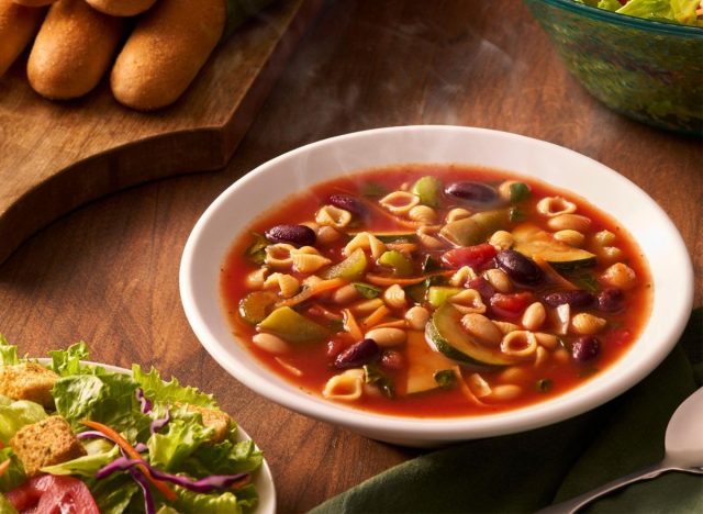 12 Healthiest Dishes To Order at Olive Garden