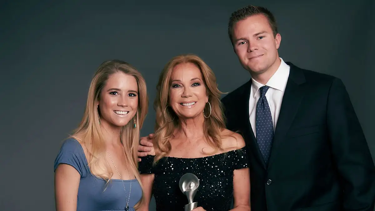 Kathie Lee Gifford, Cody Gifford and Cassidy Gifford posing together