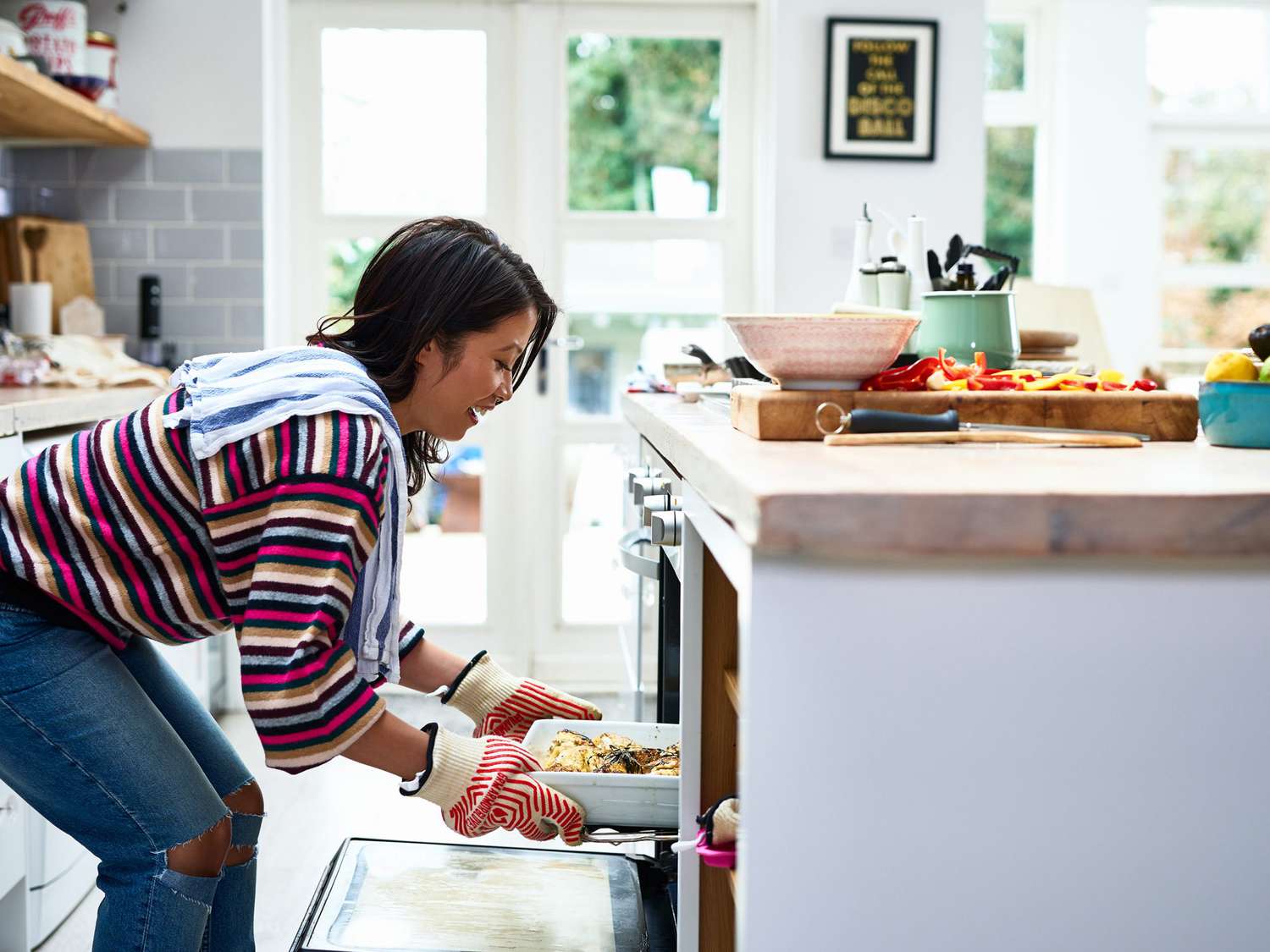 How to Cook Multiple Dishes in the Oven at Once