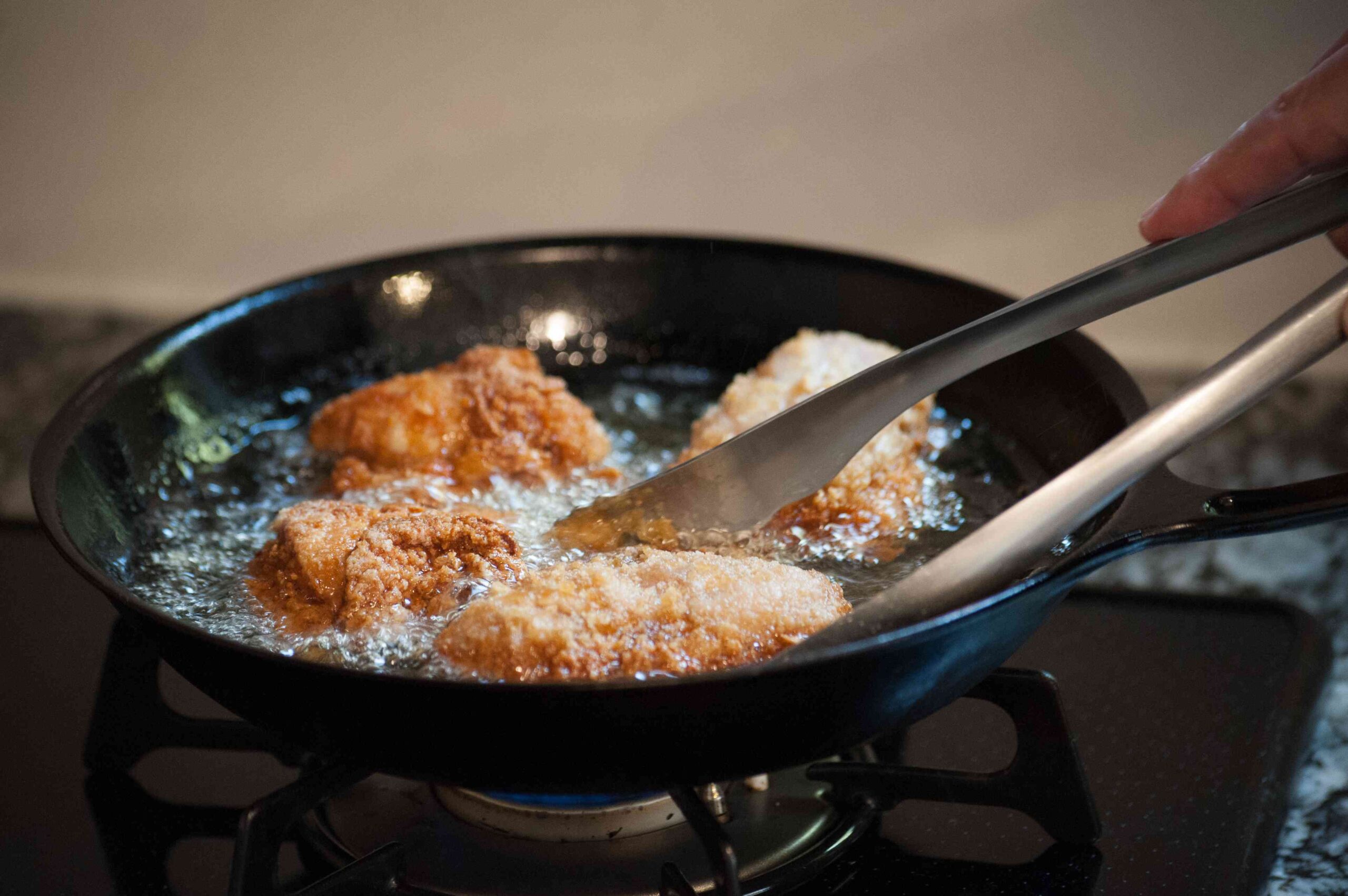 5 Healthiest Oils You Can Use For Frying, According to a Dietitian