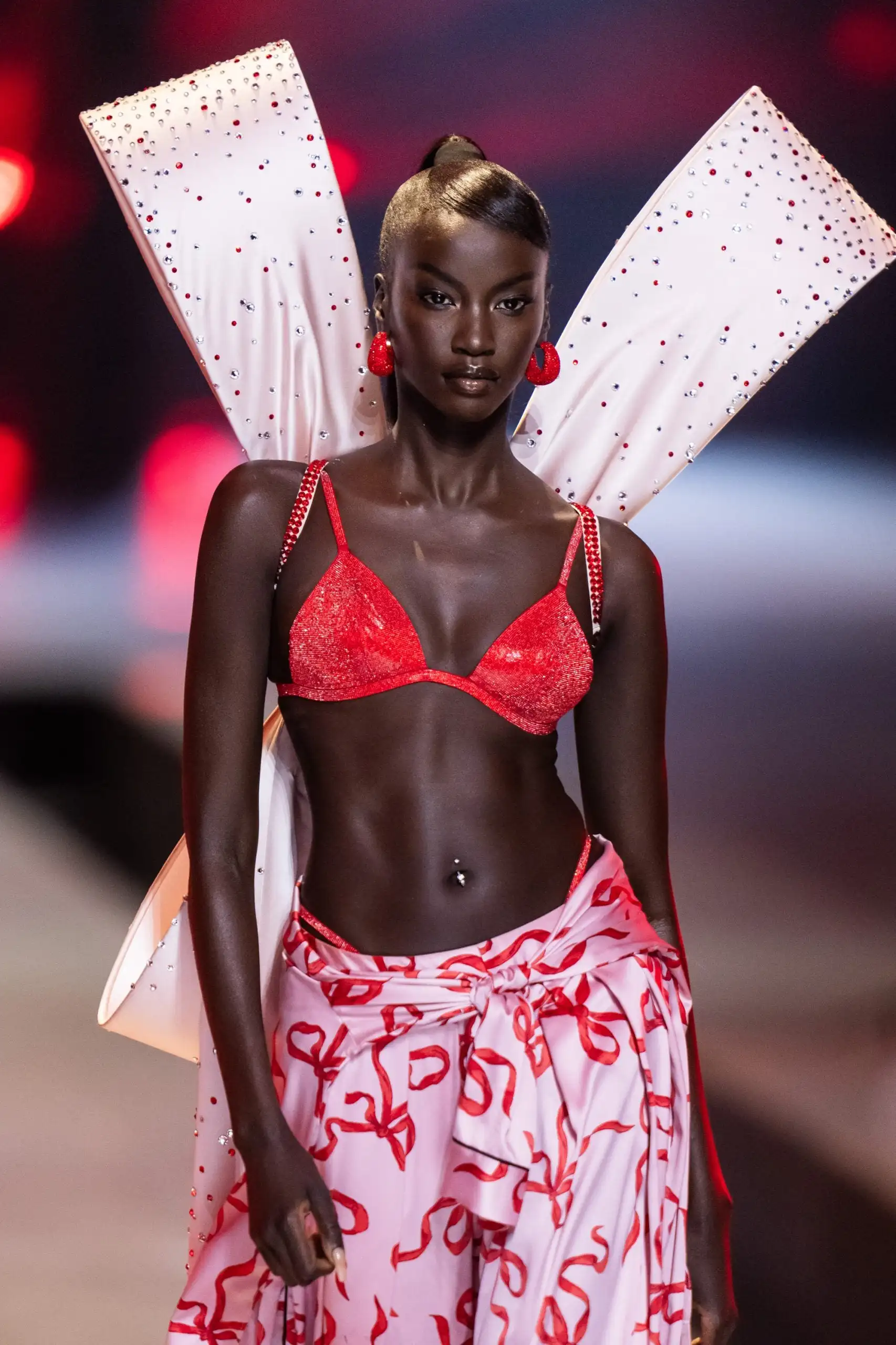 Top Beauty Moments From The Victoria’s Secret Fashion Show