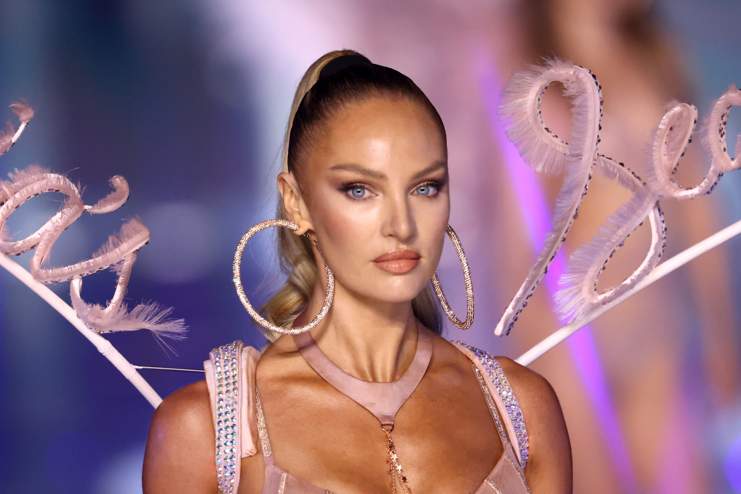 How The Victoria’s Secret Fashion Show’s Refreshing Beauty Looks Came Together