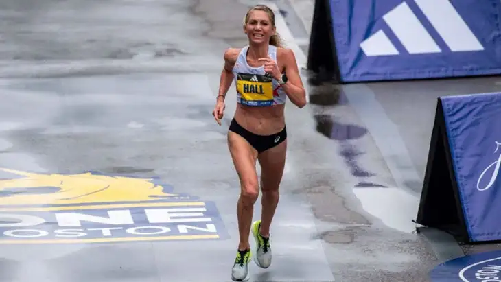 Sara Hall running Boston