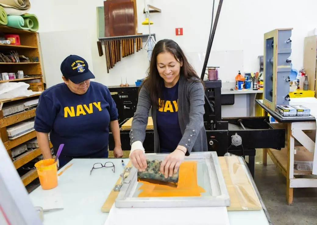 veterans creating art at Indy Art Center