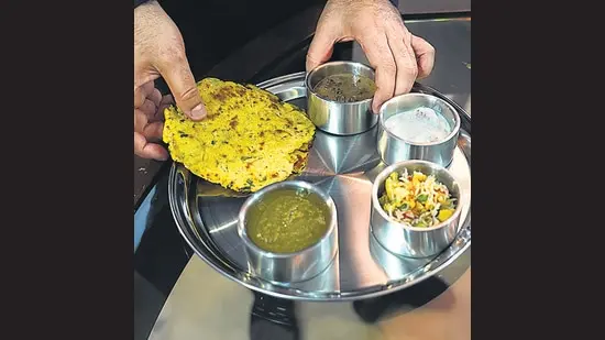 Sarson ka Saag and Dal Makhani are some popular dishes in Karwa Chauth meals (Photo: Gokul VS/HT)