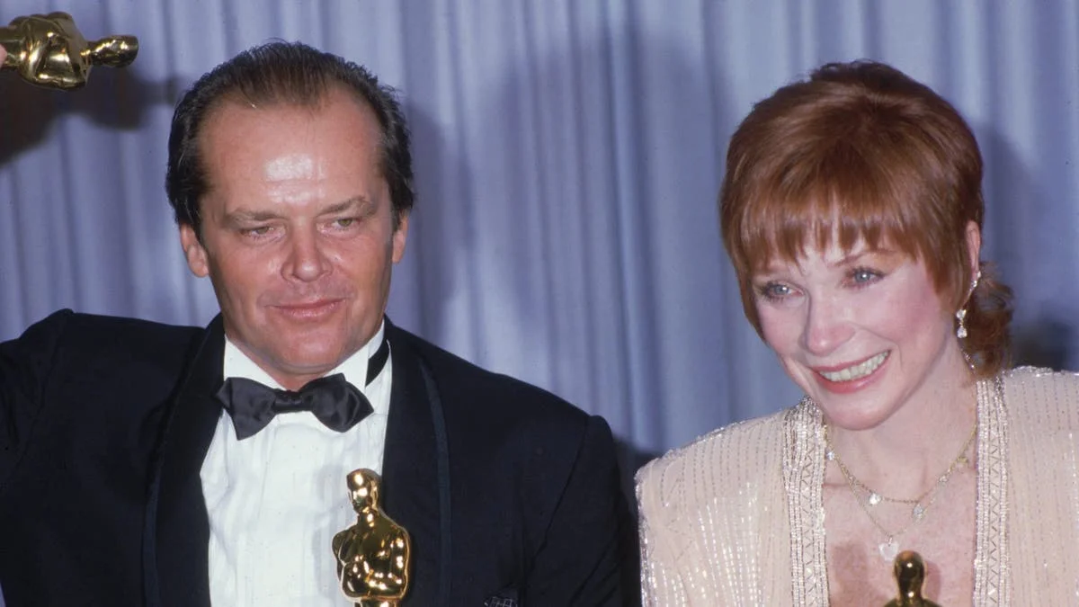 Shirley MacLaine and Jack Nicholson at Oscars