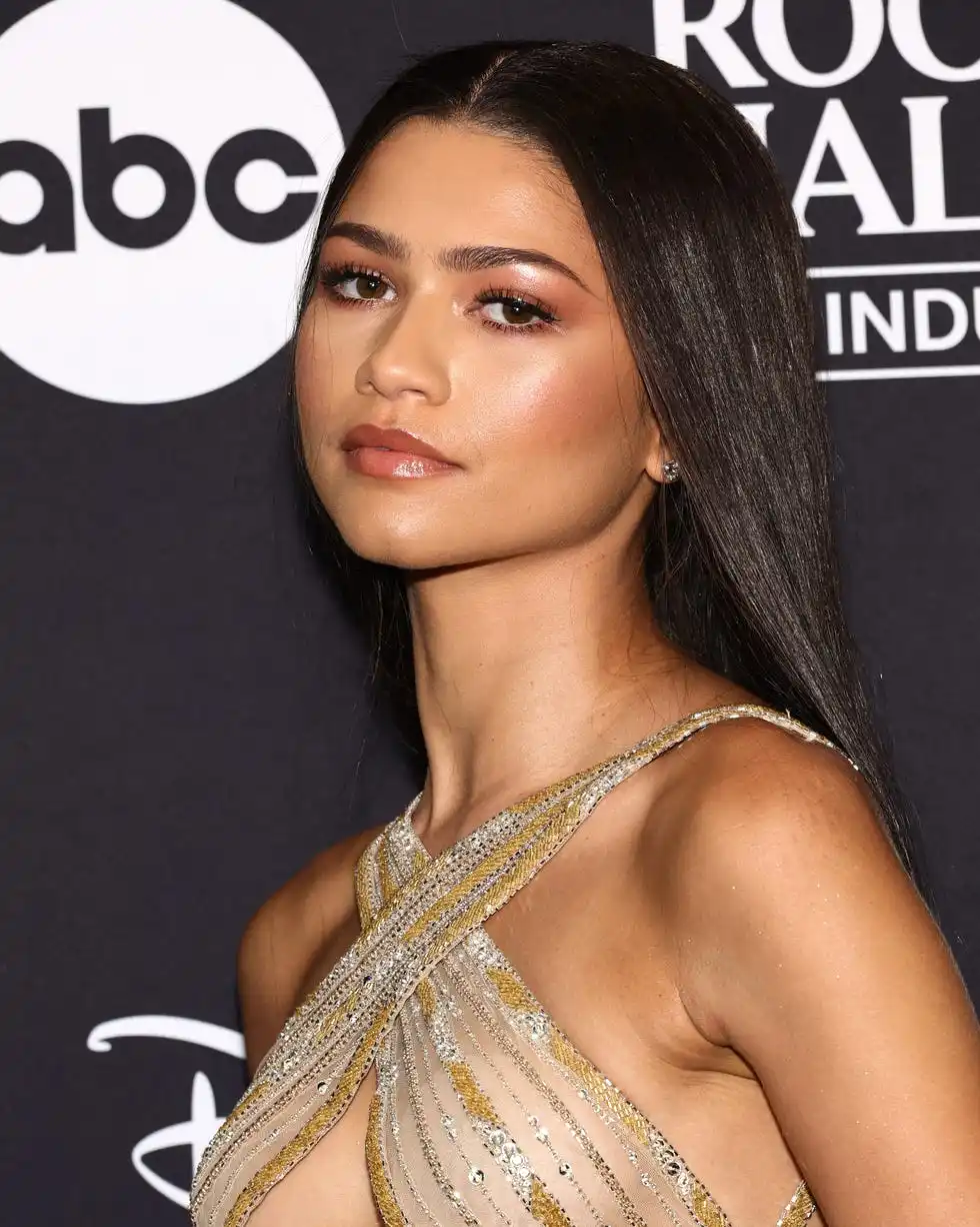 zendaya cher hair and makeup