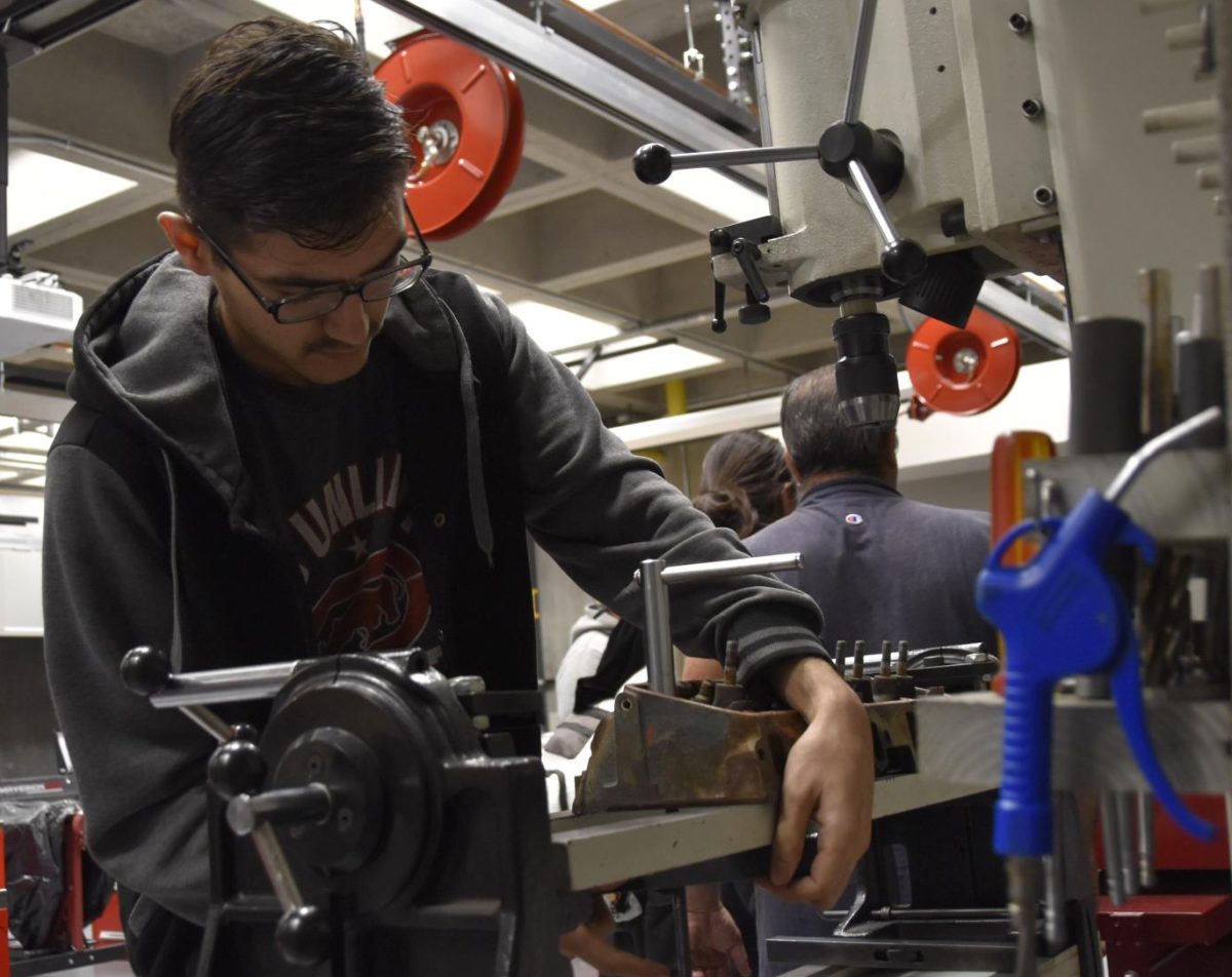 Los Medanos College offers automotive courses