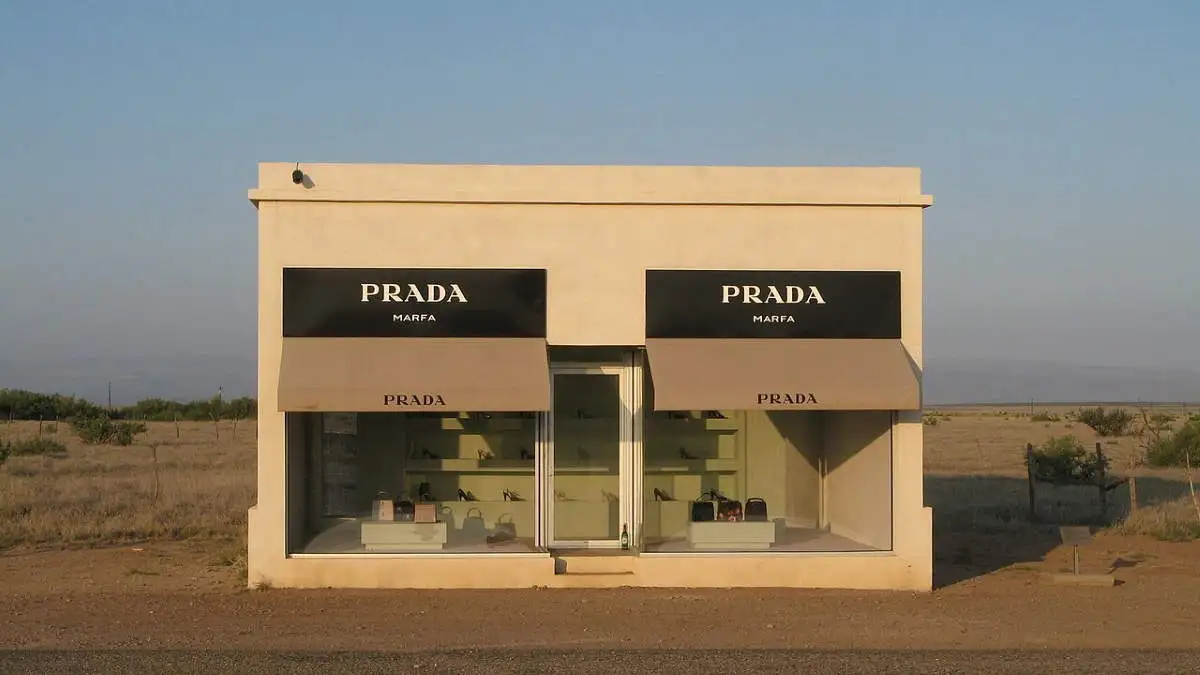 prada marfa texas