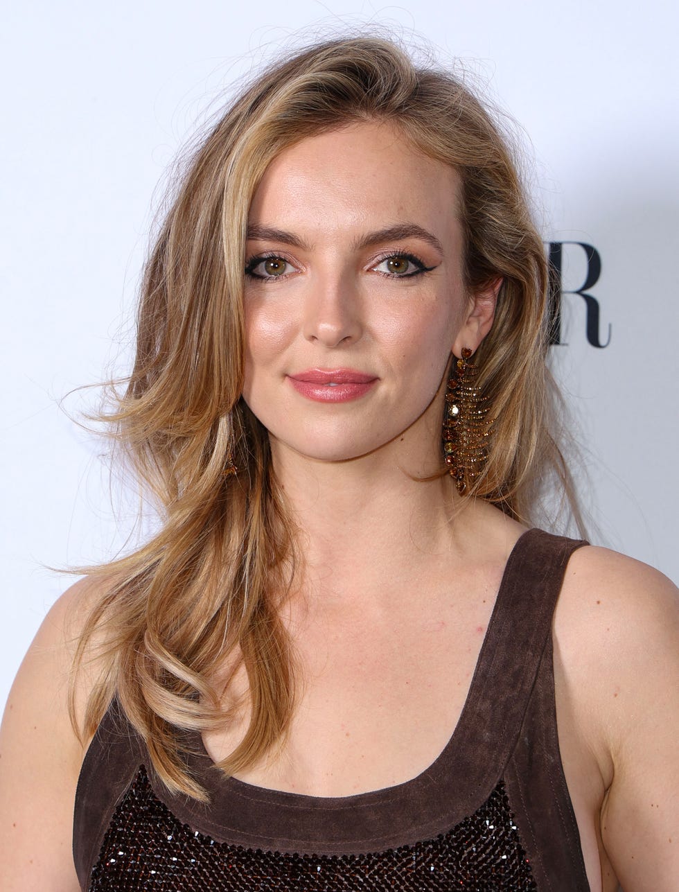 Jodie Comer’s ‘Brazilian supermodel’ blowout is a lesson in laidback glamour