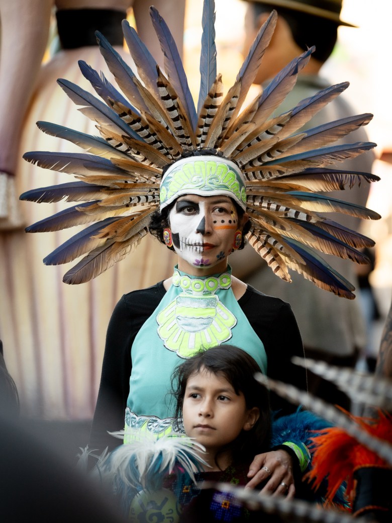 Downtown Redwood City comes alive with color and culture for Día de los Muertos