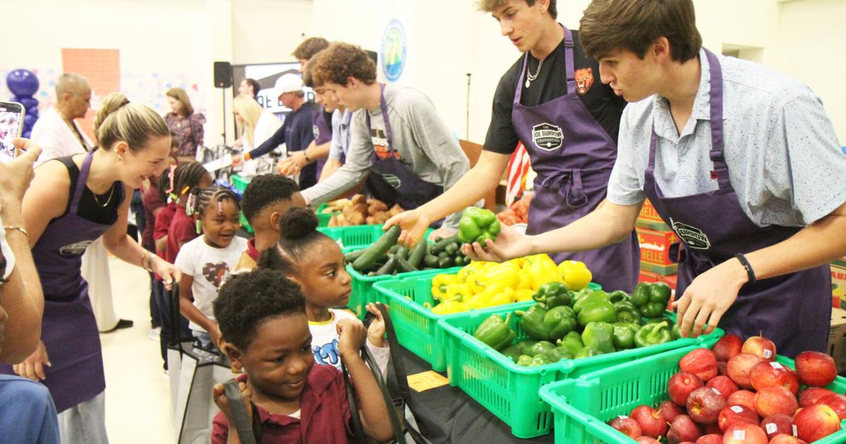 Joe Burrow’s Heisman promise is put in action in Baton Rouge with free, healthy food for kids