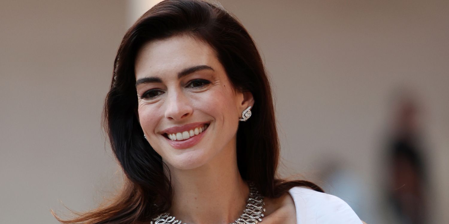 I’m Using Anne Hathaway’s 42nd Birthday as My Excuse to Buy Her 9 Style Secrets