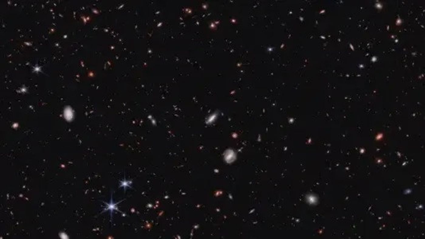 Large, Bright Early Galaxies: A Win for Modified Gravity Over Dark Matter