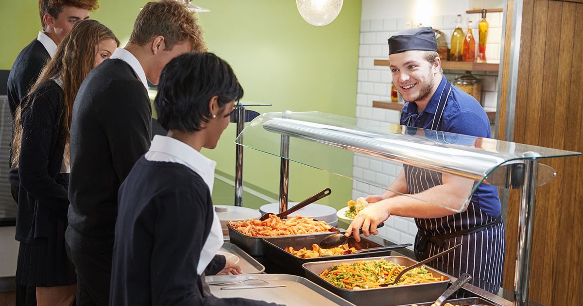 Healthy food options don’t equate to healthy eating in secondary schools, study finds