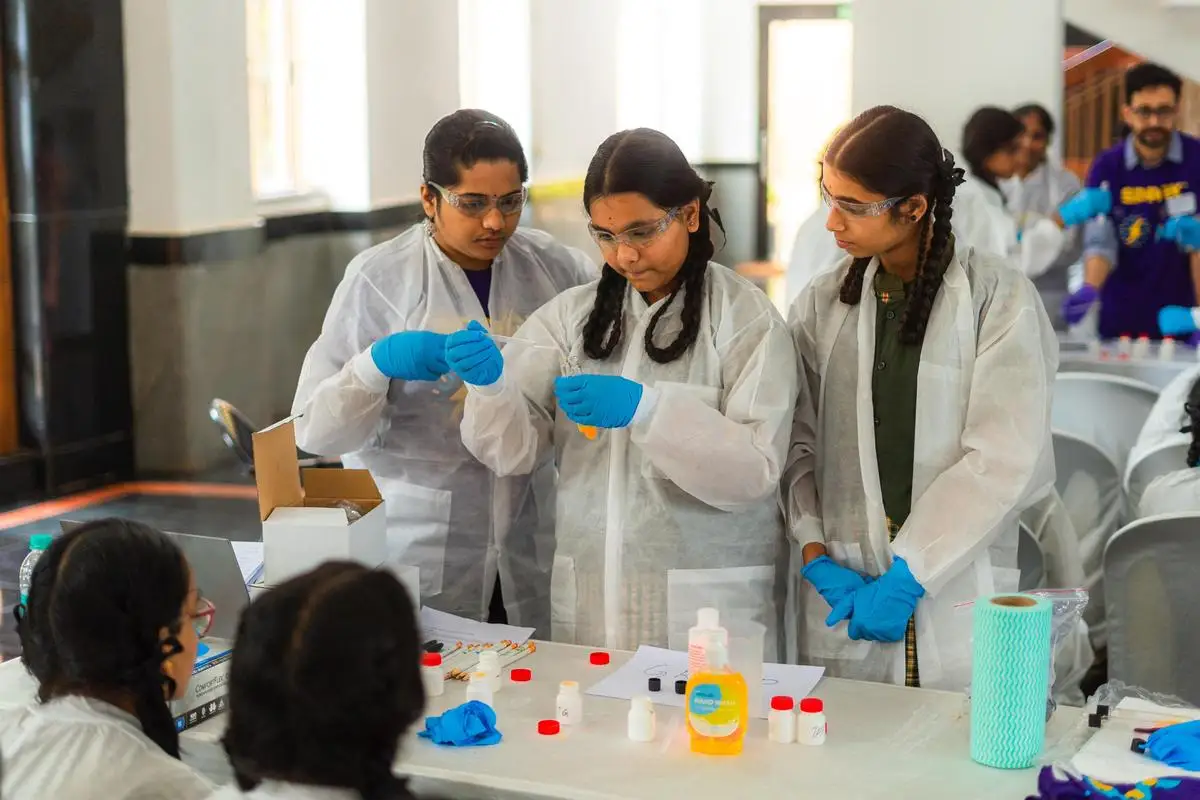 Curious minds from government schools participating in the Merck SPARK program on the topic of ‘germ detection’ at the Safe Food, Safe Future event