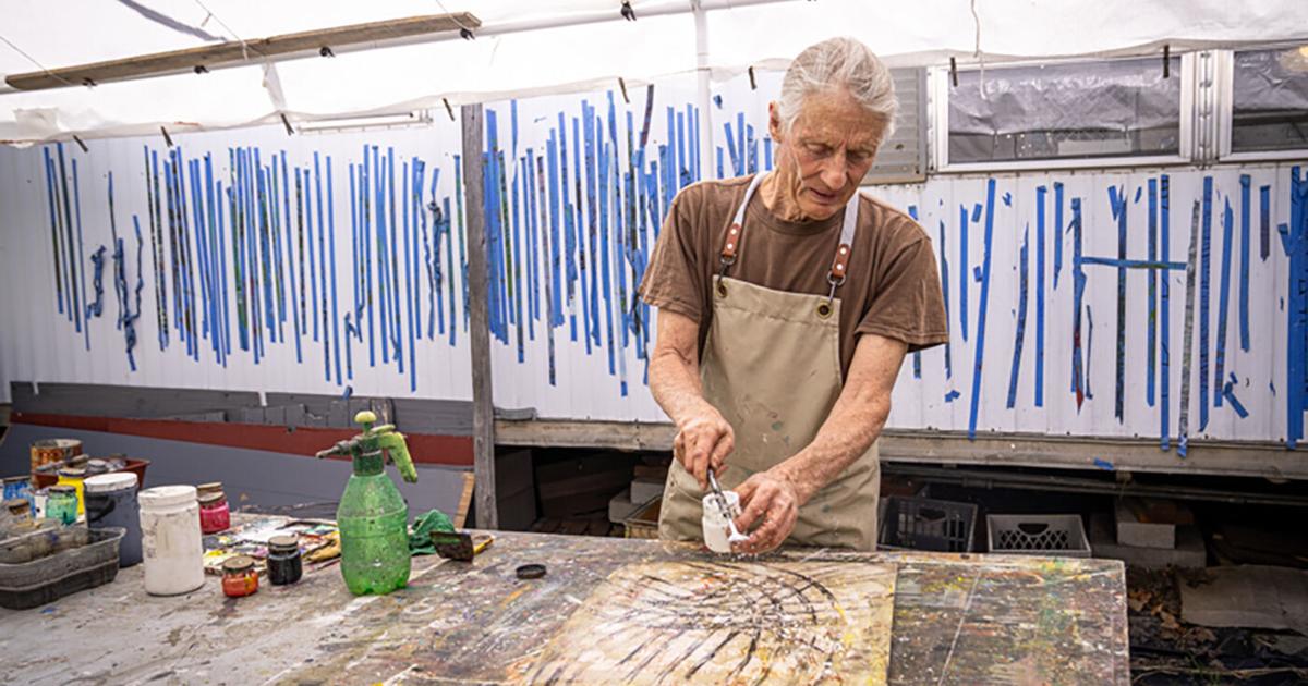 Prairie City painter David Seacord hopes his art will outlive him