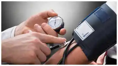 5 simple lifestyle changes that can bring down blood pressure naturally