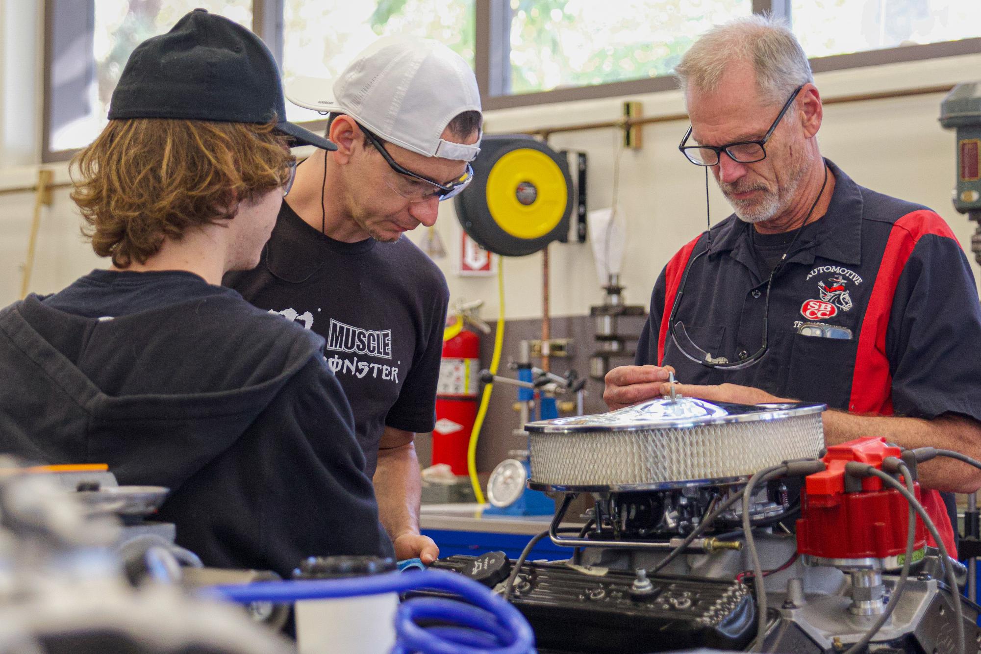 City College program prepares students for automotive careers