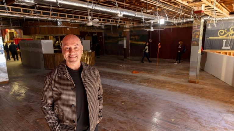 Curtains up in Glen Cove as community theater takes over vacant hardware store