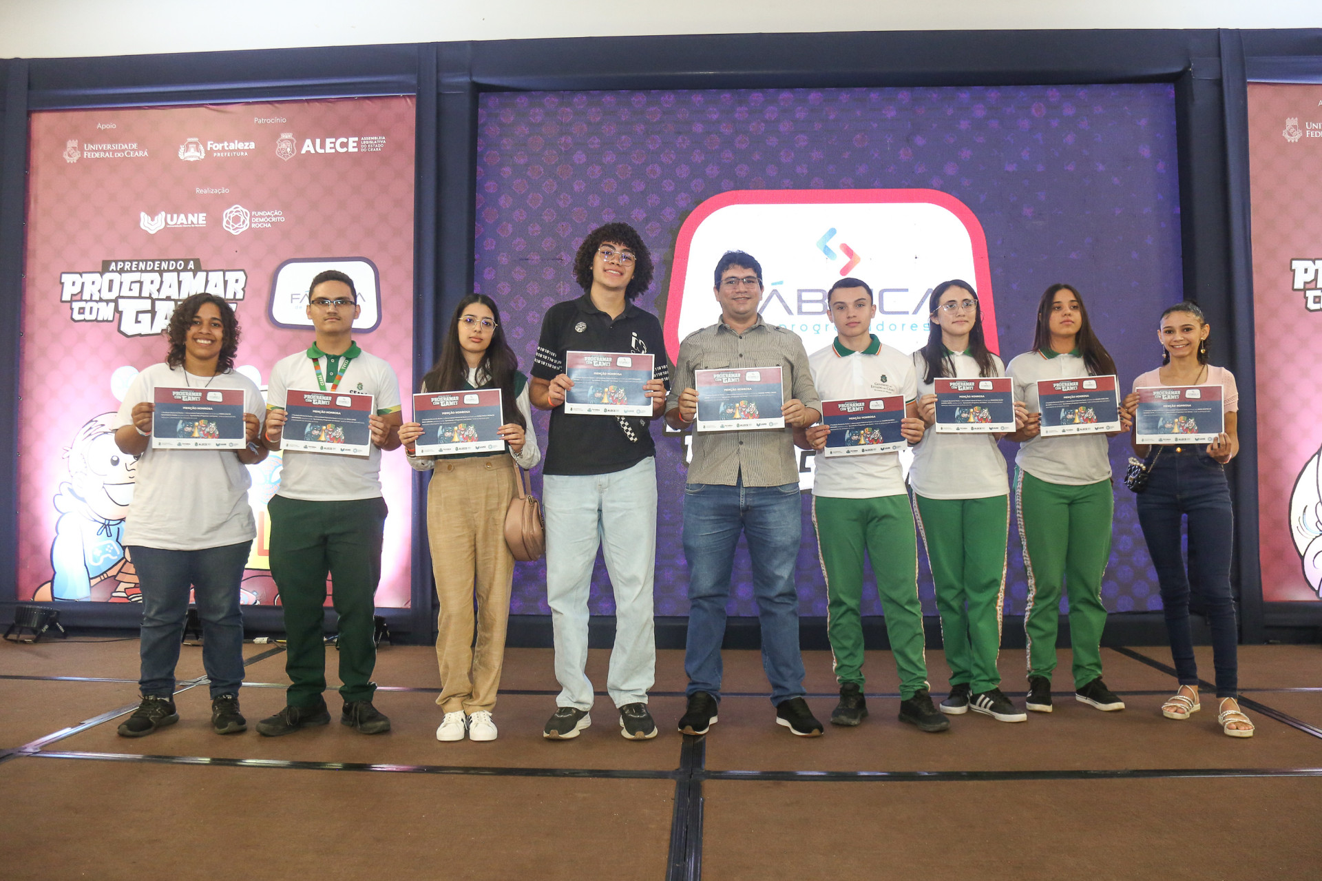 Fábrica de Programadores premia estudantes que desenvolveram games focado em empreendedorismo