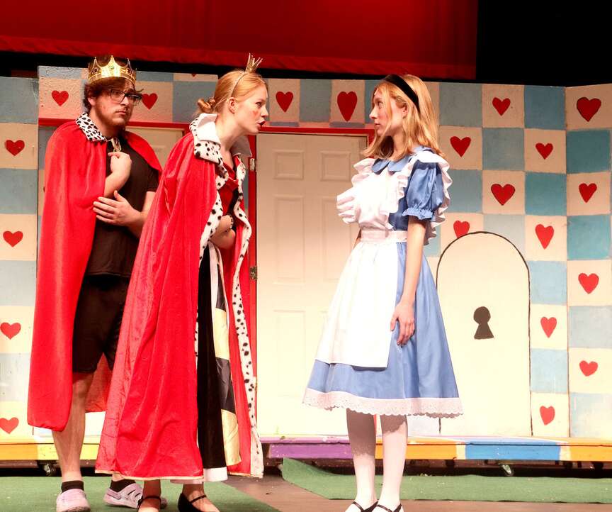 ‘Fall’ into the whimsical world of ‘Alice in Wonderland’