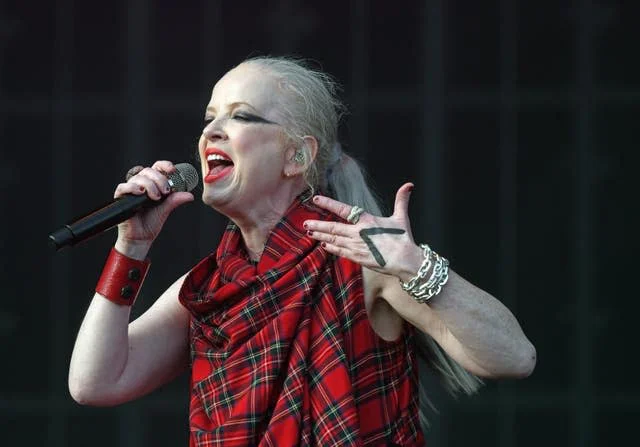 Shirley Manson singing on stage