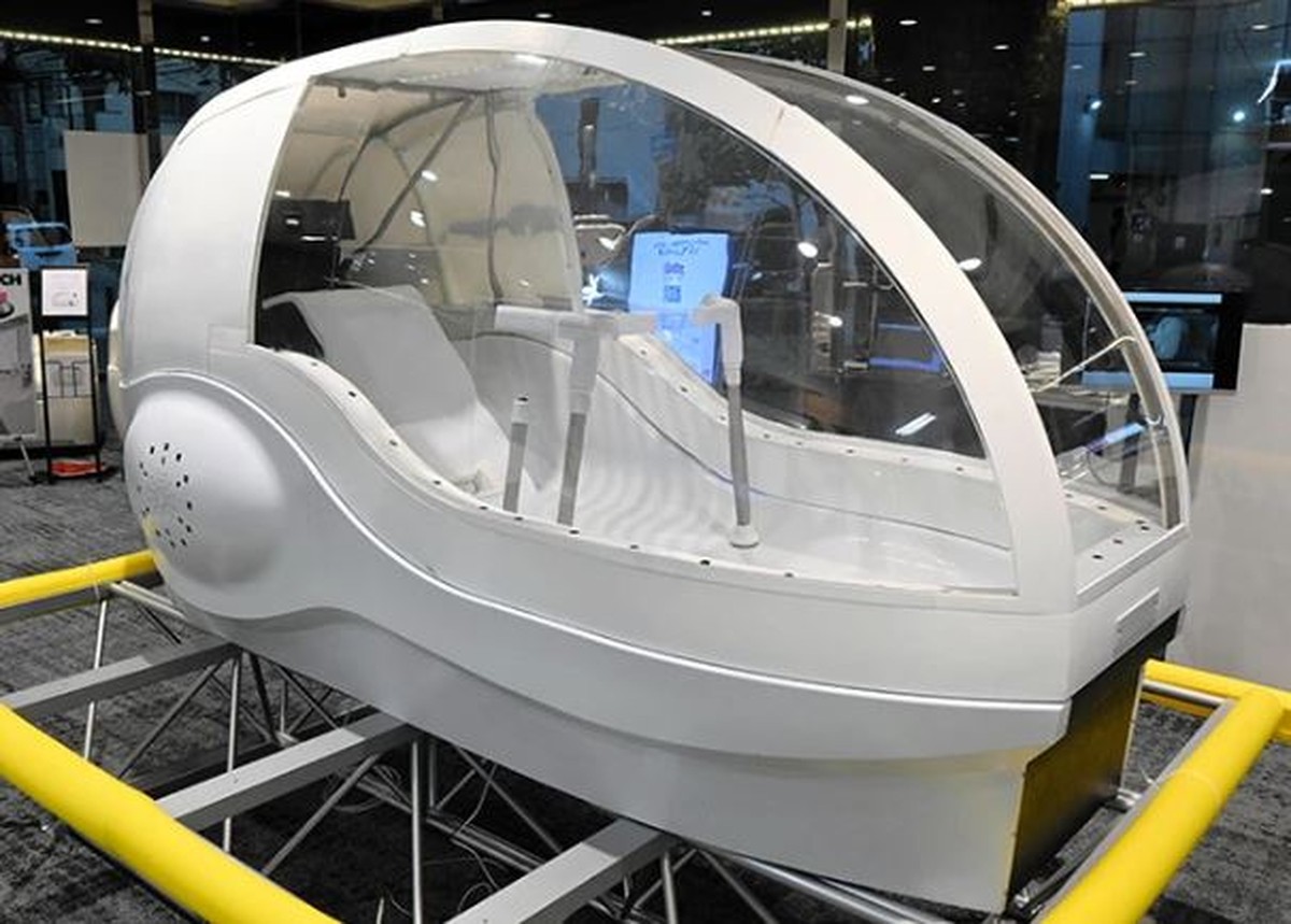 Futurista ”máquina de lavar humanos” será relançada em 2025 no Japão