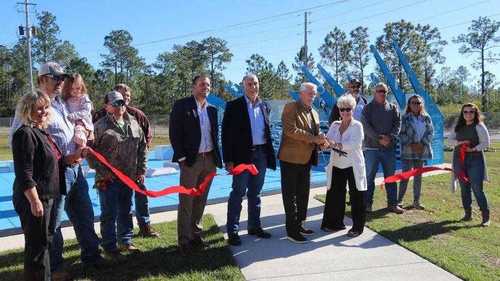 Santa Rosa County opens new fitness court at Navarre Sports Complex