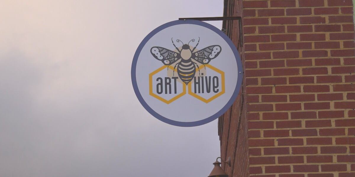 Art Hive in Staunton participating in Artists Sunday