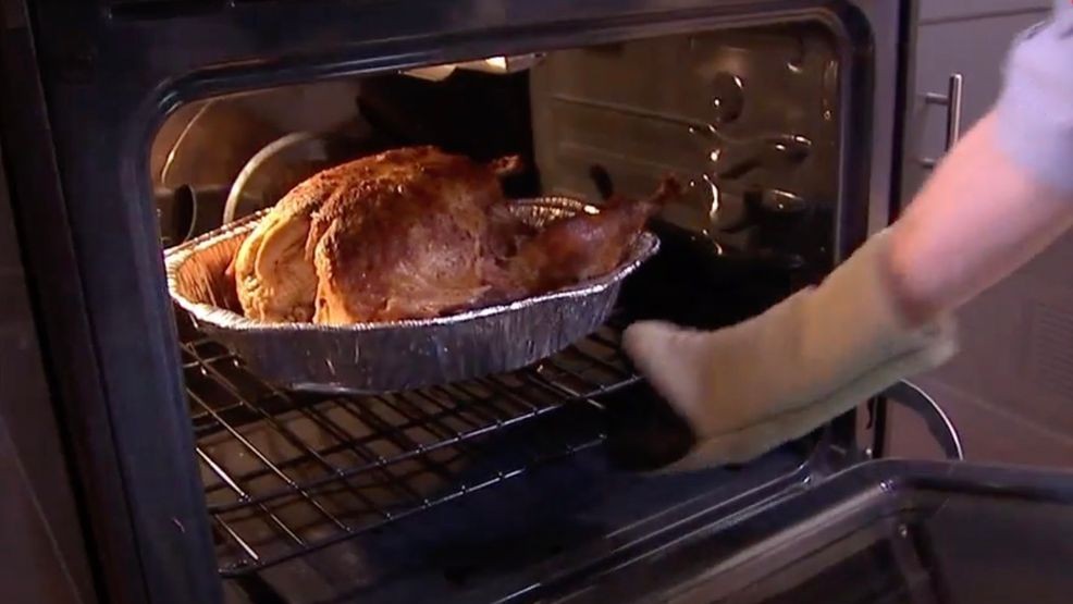 Balancing feasting and fitness: tips to stay healthy this Thanksgiving