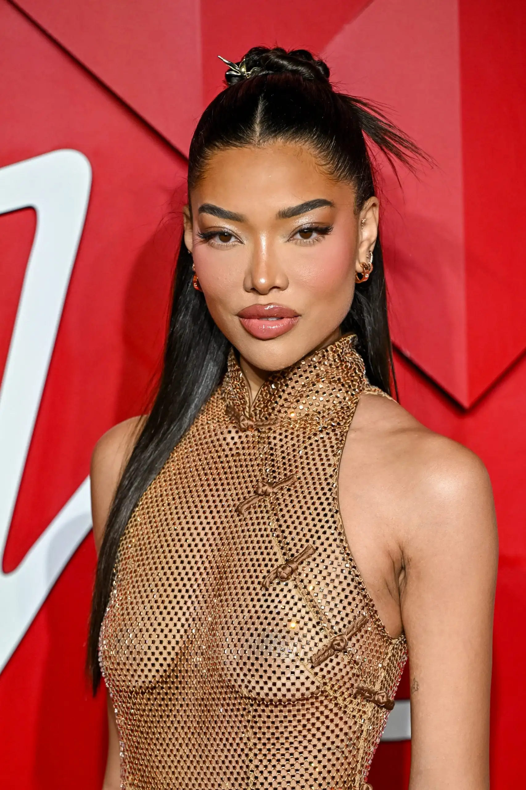 Our Favorite Beauty Looks From The 2024 Fashion Awards