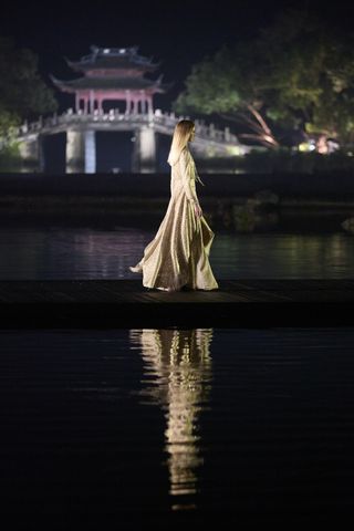 Chanel heads to Hangzhou, China for a poetic Métiers d’Art 2025 show