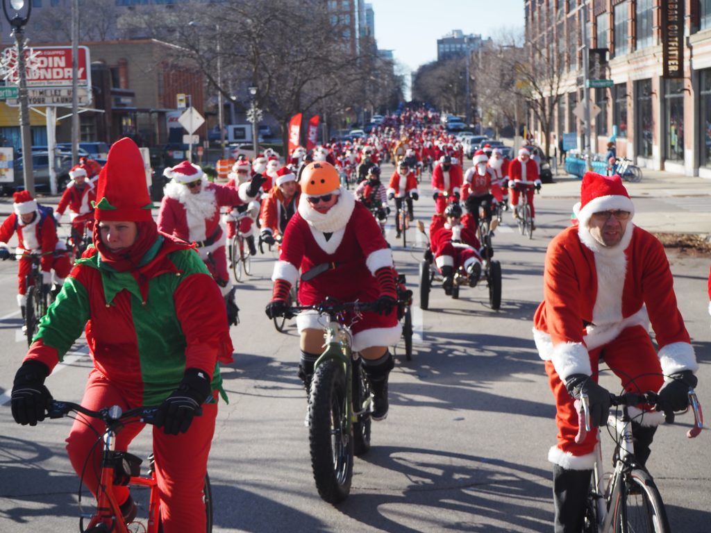 Entertainment: Thousands of Biking Santas To Take Over Milwaukee’s Streets