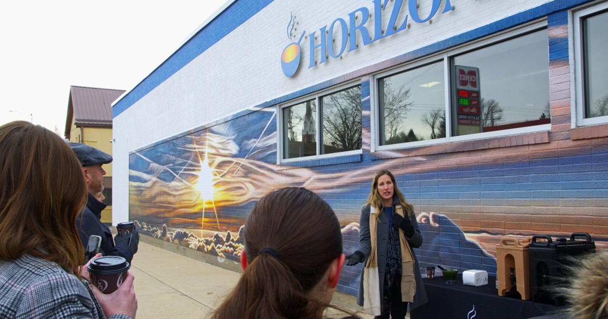 Mural dedication at Horizons emphasizes bringing the community together