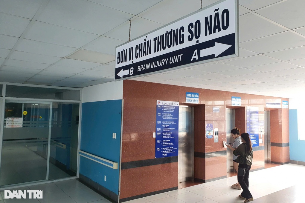 Thông tin mới sức khỏe thanh niên vụ uống nước “lạ” bị bán sang Campuchia