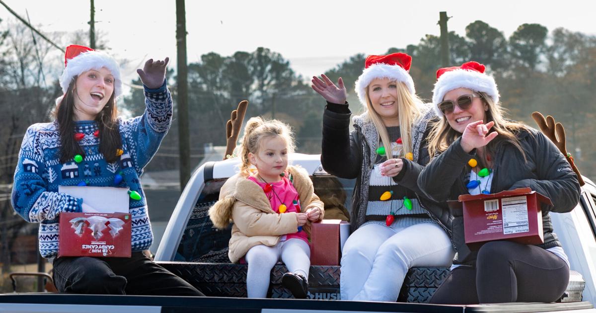 PHOTOS: Holly Jolly Christmas Parade in Holly Springs