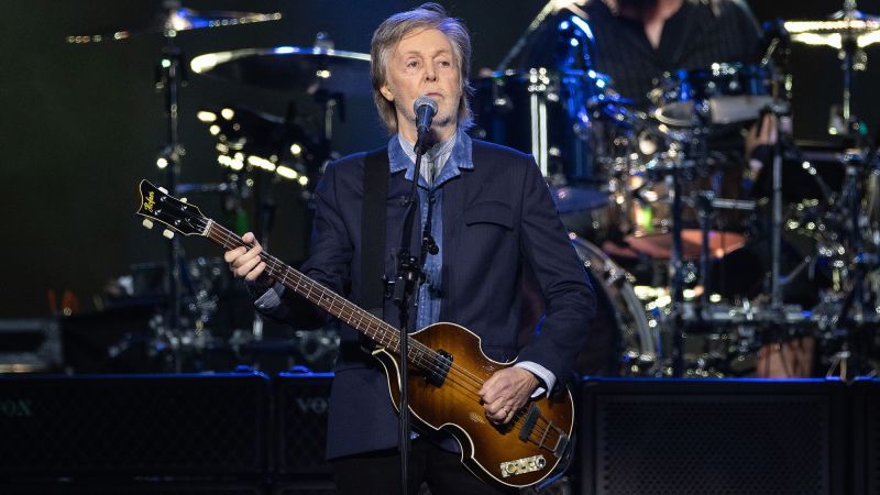 Ringo Starr and Paul McCartney reunited on stage to play Beatles’ classics