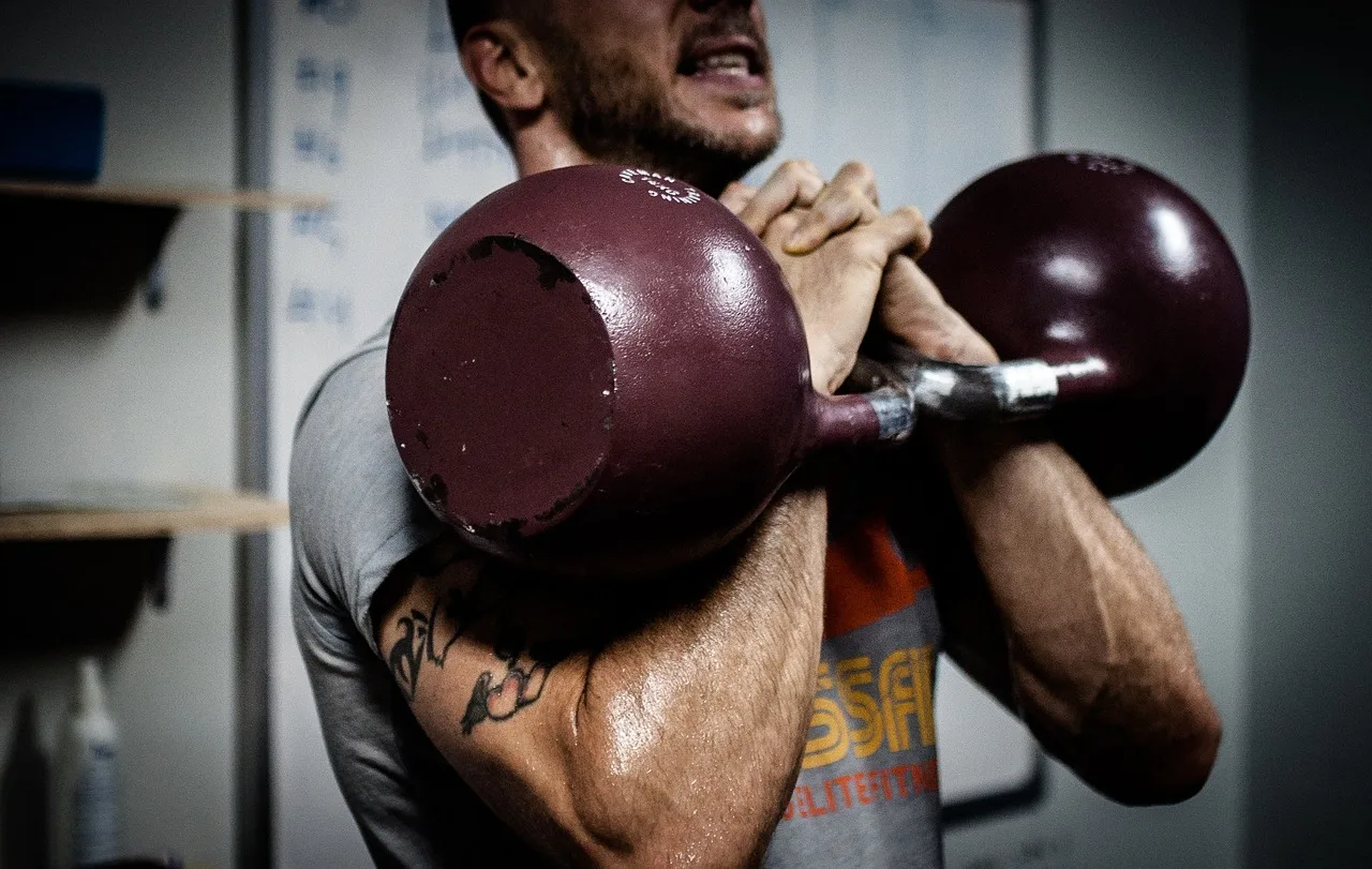 CrossFit and Christmas: the best exercises to keep up the pace