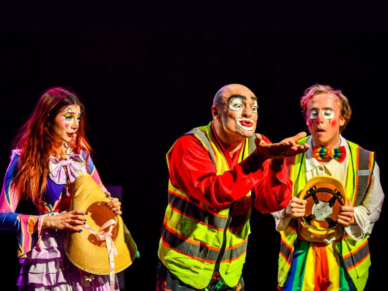 Six enchanting ‘Little Comedies’ in pantomime from Synetic Theater