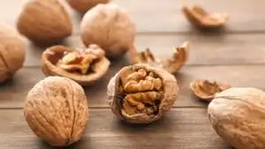 12 walnut benefits that would make you want to eat these nuts every day