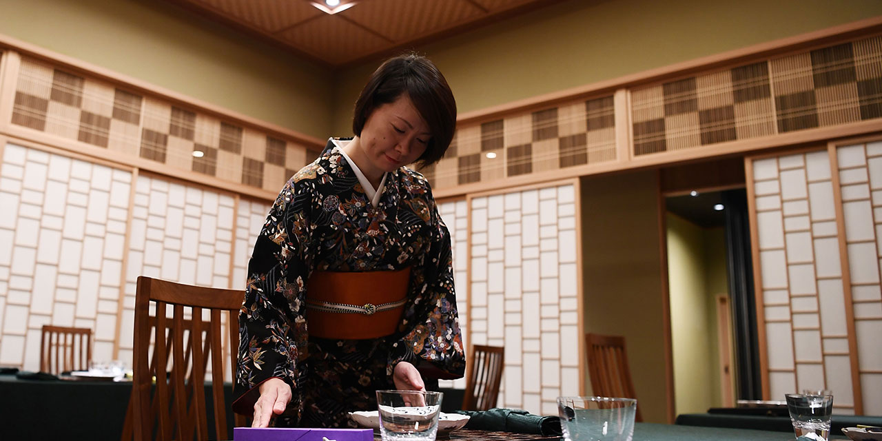 What Americans Could Learn From Japan’s No-Tips Work Culture