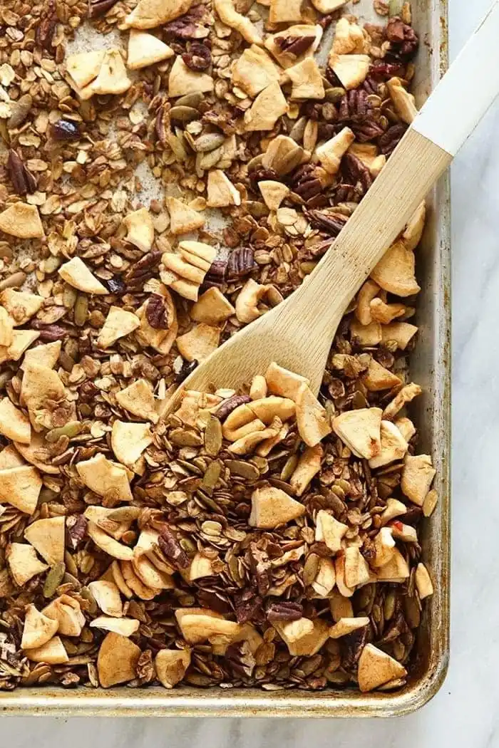 apple cinnamon granola, healthy breakfast ideas