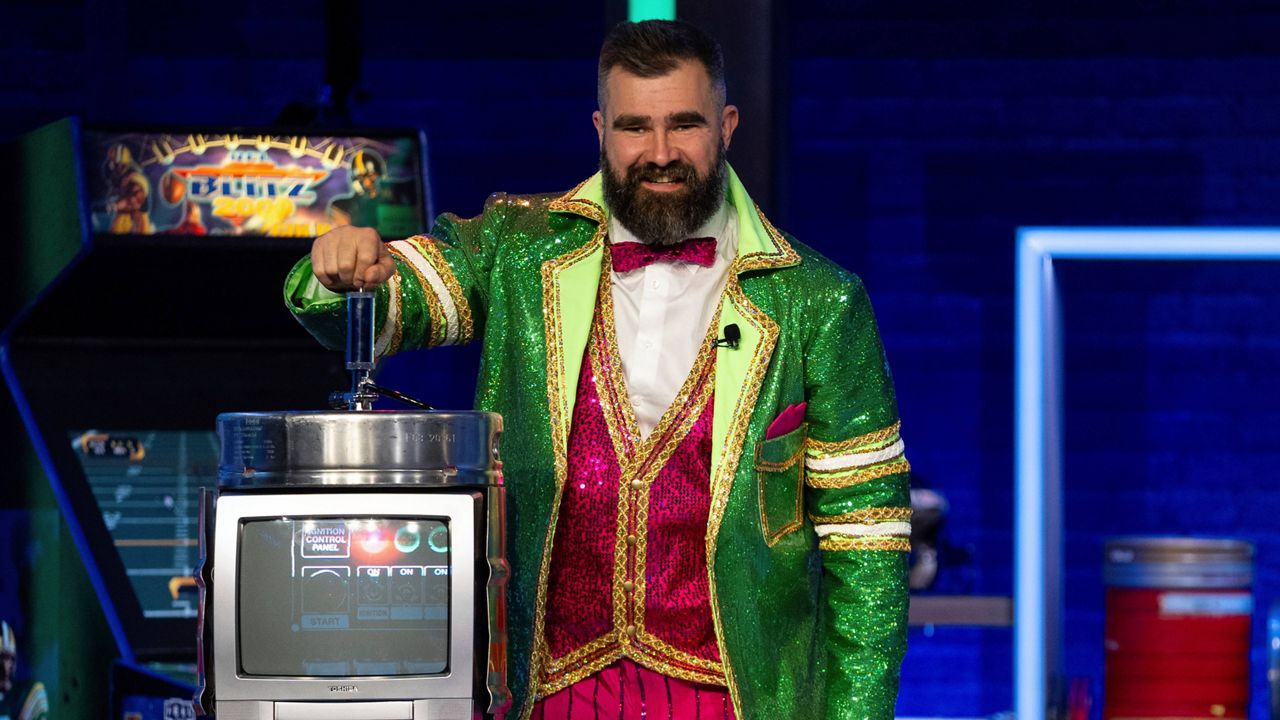 Retired Eagles great Jason Kelce tries his hand as a late-night TV host