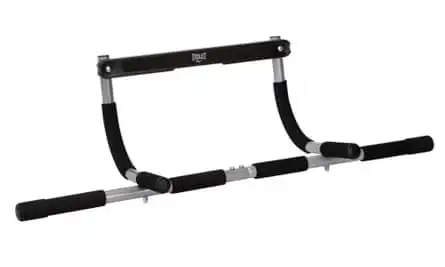 Studio Everlast Pull Up Bar