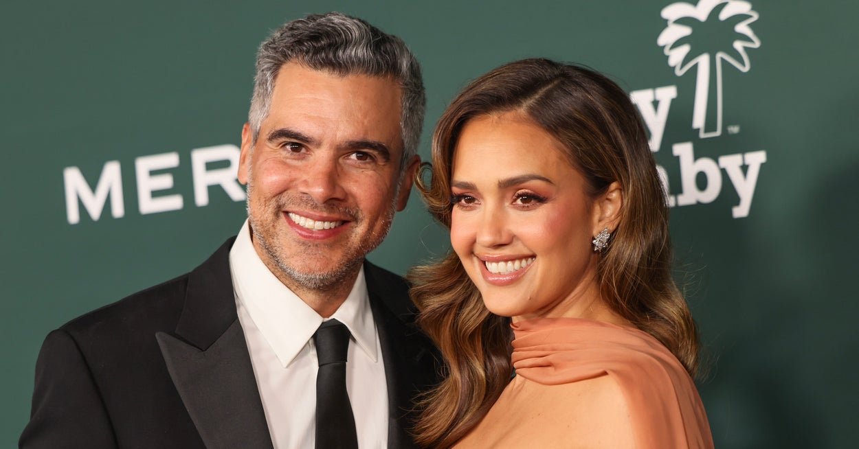 Amid Divorce Speculation, Here’s What Apparently Going On With Jessica Alba And Cash Warren