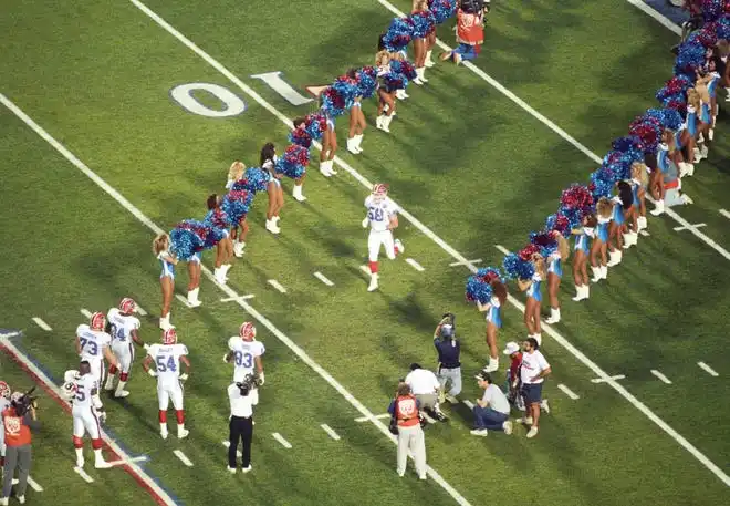 Buffalo Bills linebacker Shane Conlan (58) takes the field during player interdictions during Super Bowl XXV against the Buffalo Bills at Tampa Stadium.