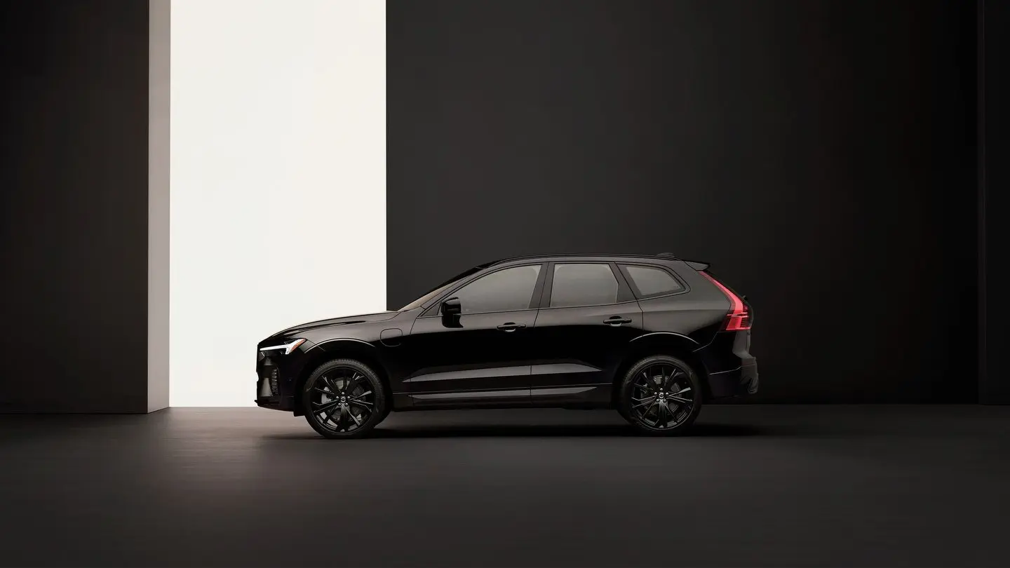 2024 Volvo XC60 Black Edition